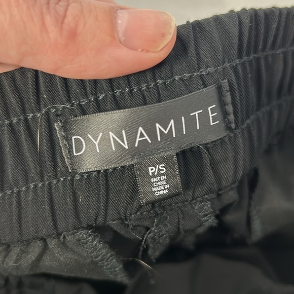 Dynamite Shorts - Picture 5 of 9